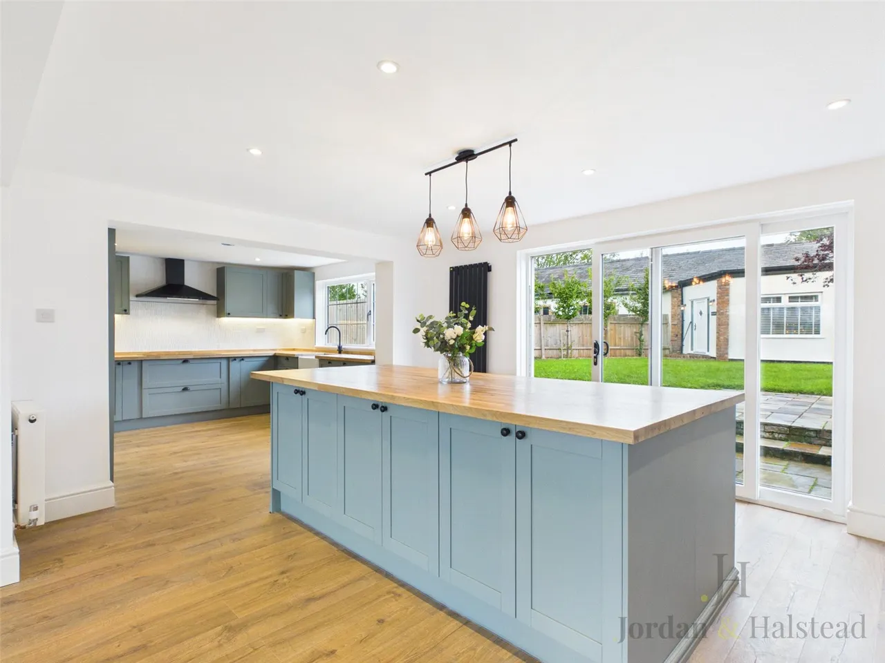 Hallsgreen Lane, Wimbolds Trafford, CH2, photo 5