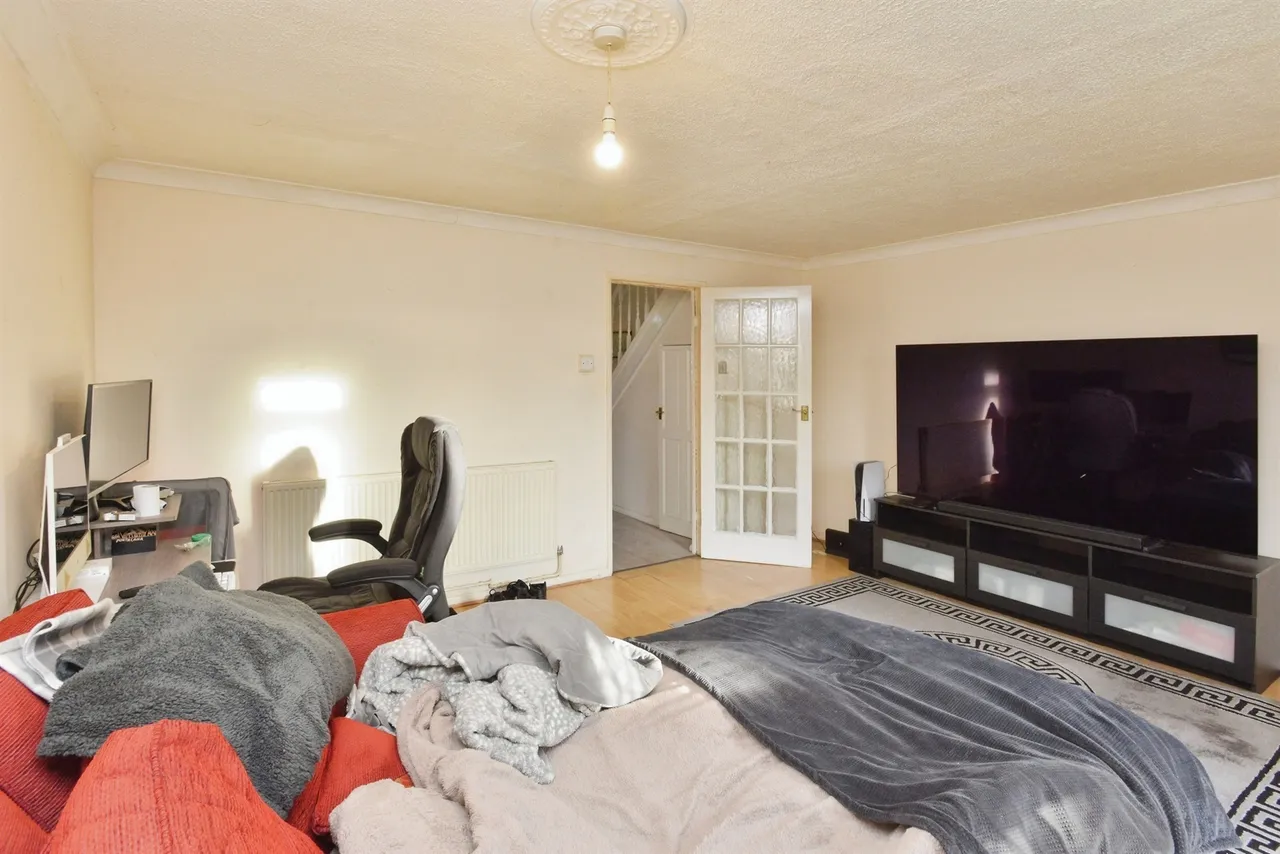 Garry Close, Bletchley, Milton Keynes, photo 12