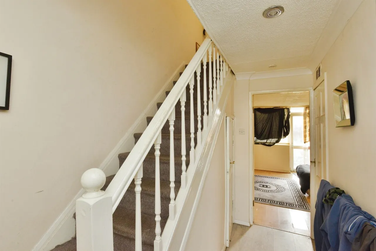 Garry Close, Bletchley, Milton Keynes, photo 5