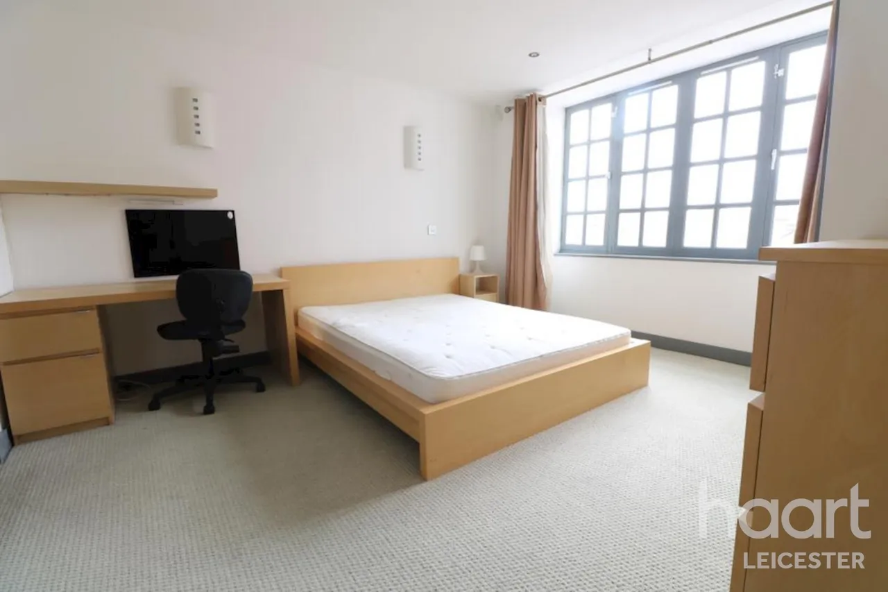 2 bed flat to rent, Rupert Street, LE1