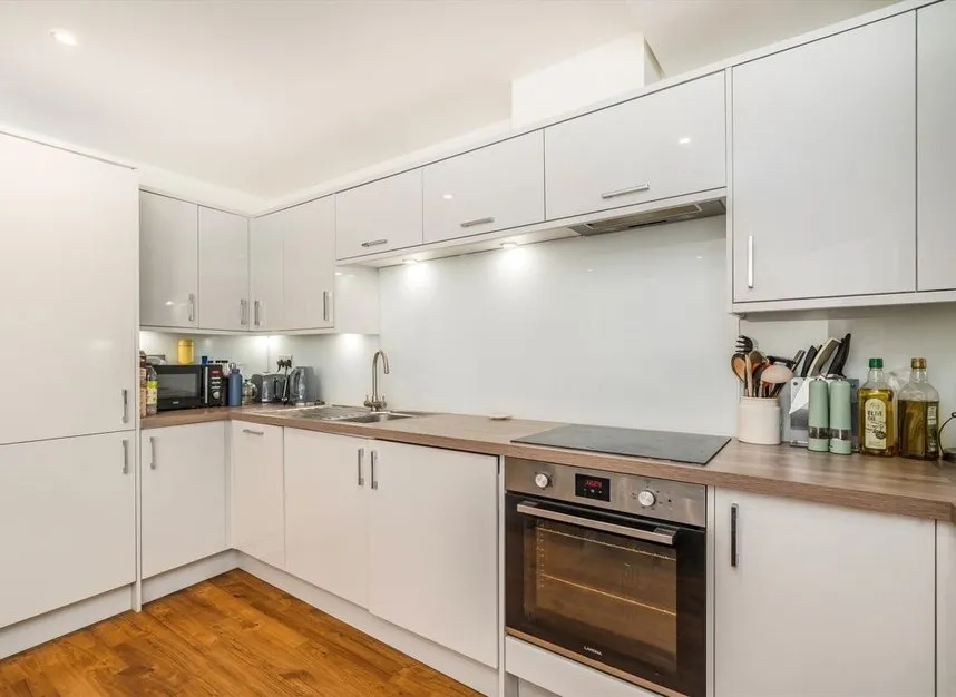 Eaton Rise, Ealing, W5, photo 4