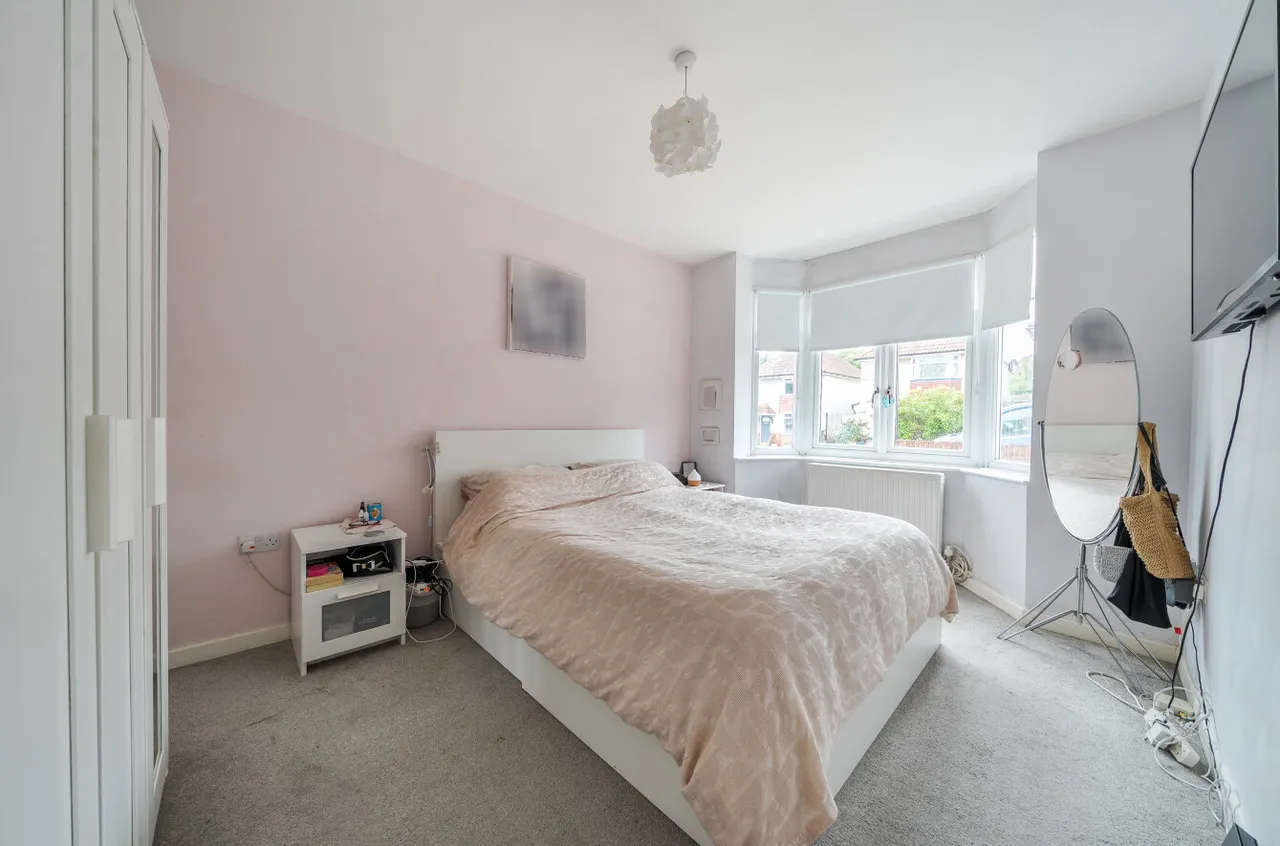 Woodmill Lane, Bitterne Park, SO18, photo 6