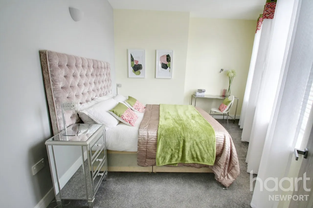 Castle View, Newport, NP20, photo 7