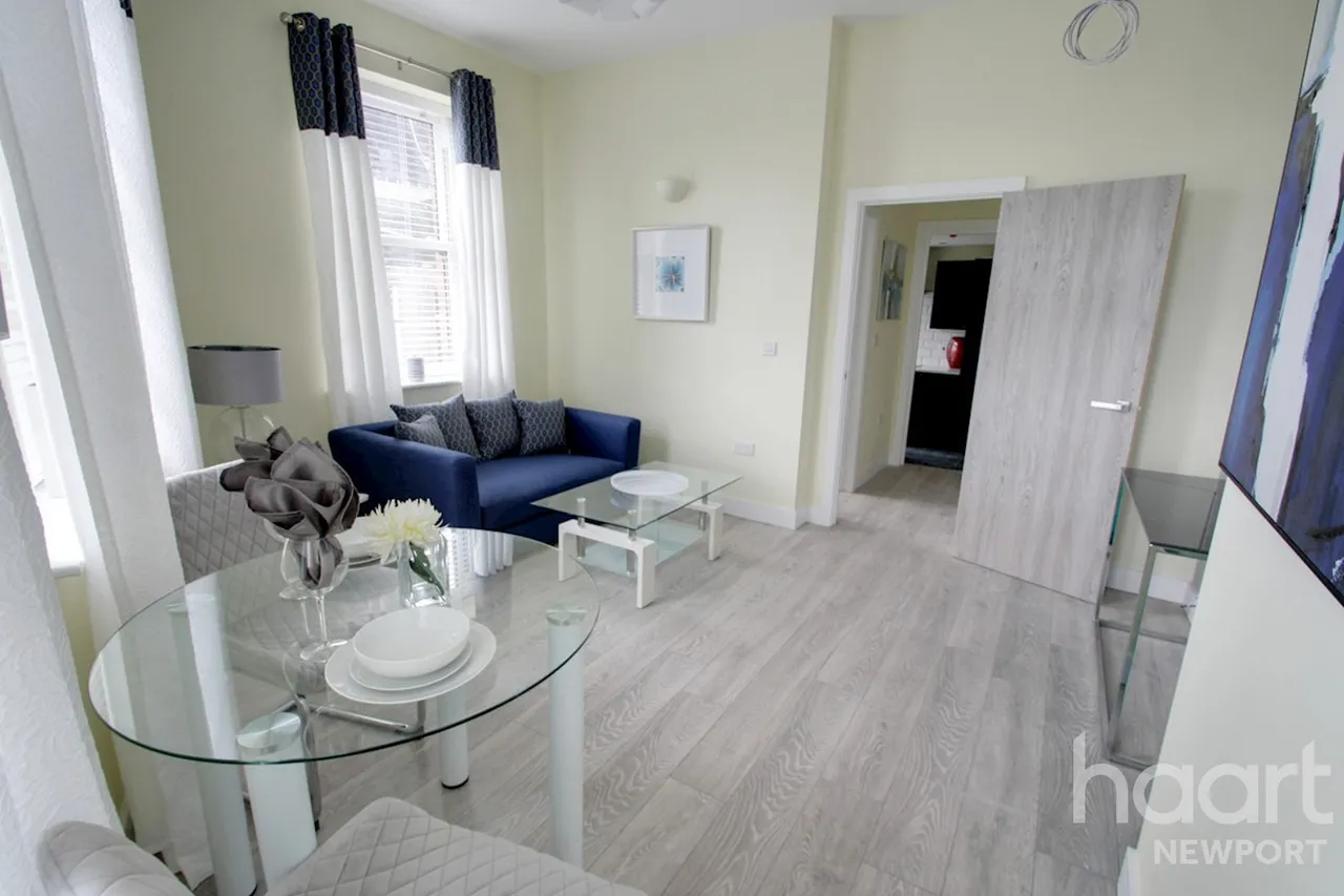 Castle View, Newport, NP20, photo 2