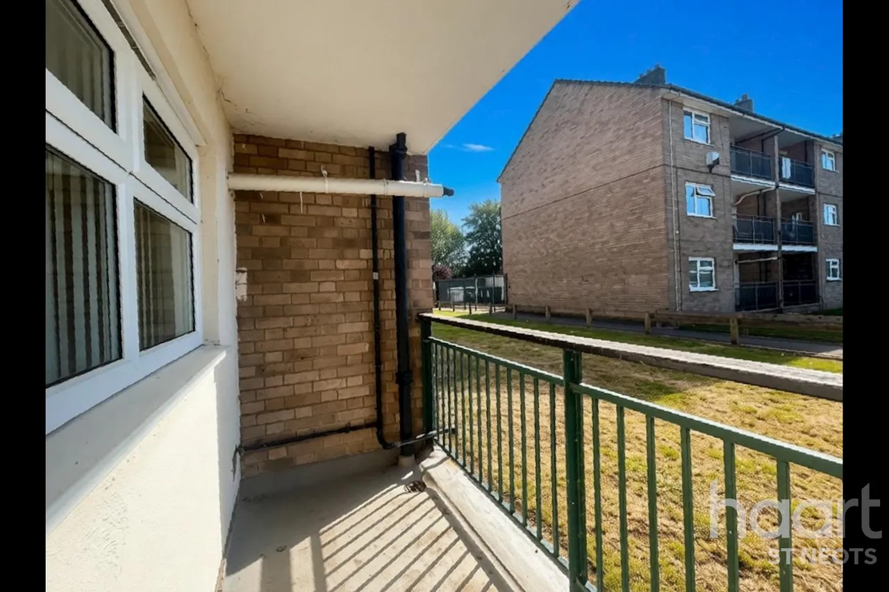 Elm Close, Huntingdon, PE29, photo 3