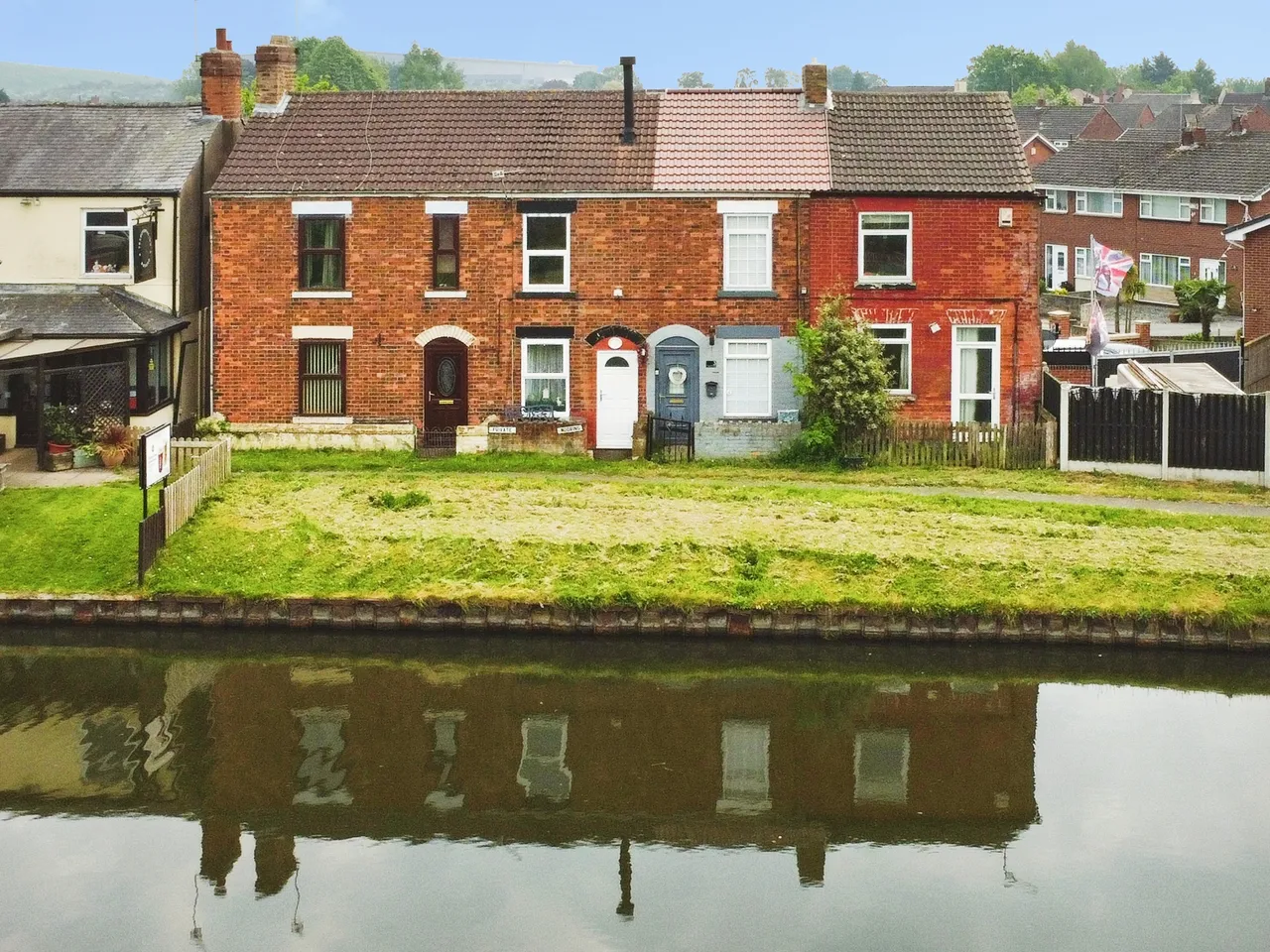 2 bed house for sale, Canal View, Doncaster, DN7