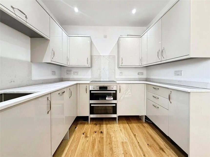 Egbert Road, Faversham, Kent, ME13, photo 2