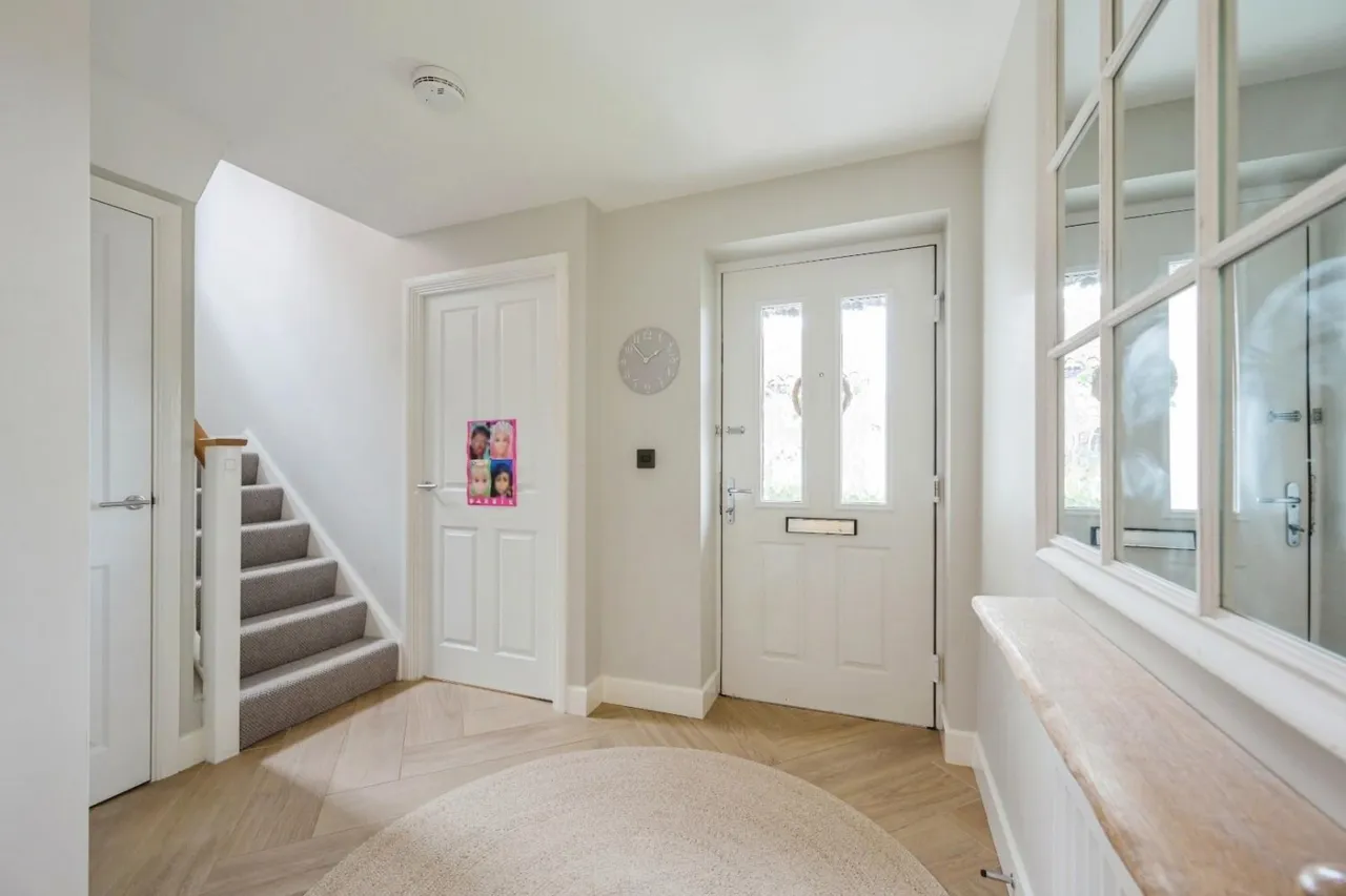 Newton Avenue, Streethay, WS13, photo 13
