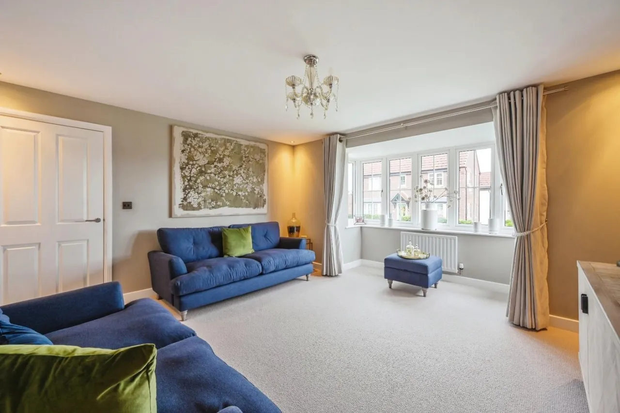 Newton Avenue, Streethay, WS13, photo 6