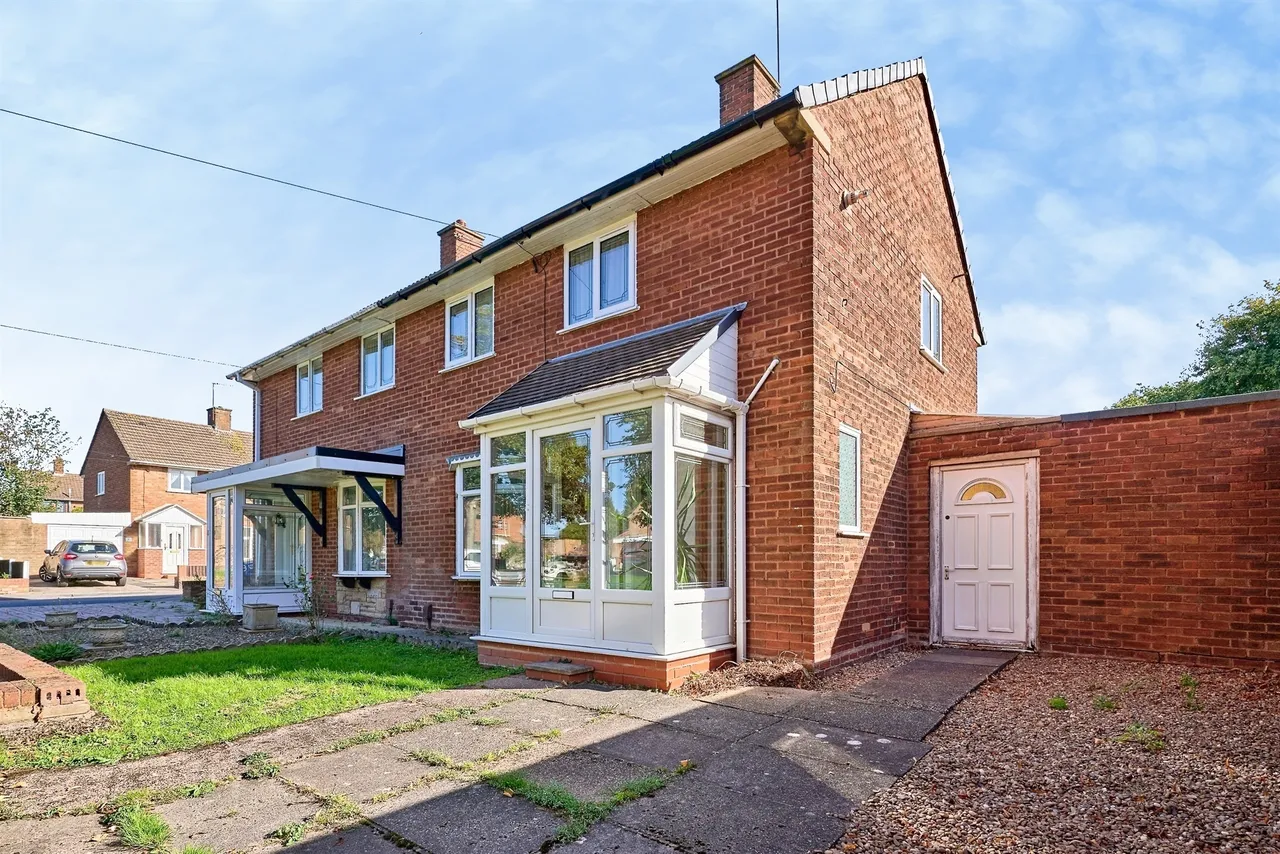 Littleton Road, Willenhall, WV12, photo 2