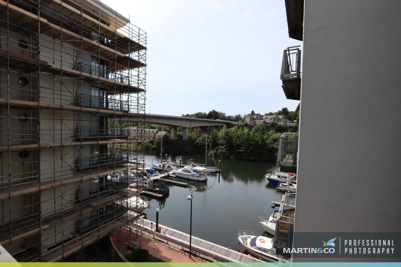 Cambria, Victoria Wharf, CF11, photo 8