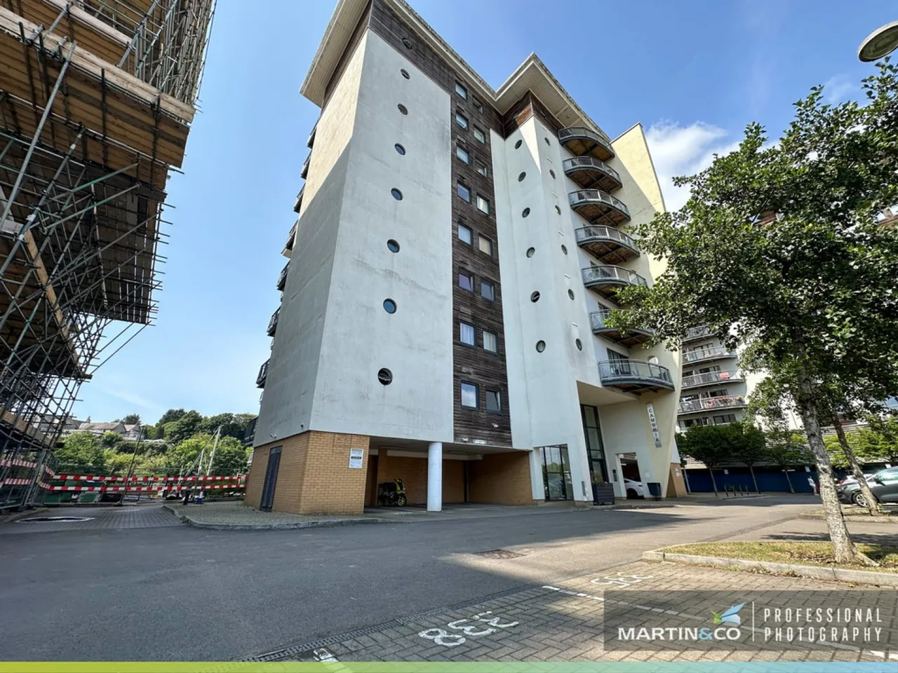 2 bed flat for sale, Cambria, Victoria Wharf, CF11