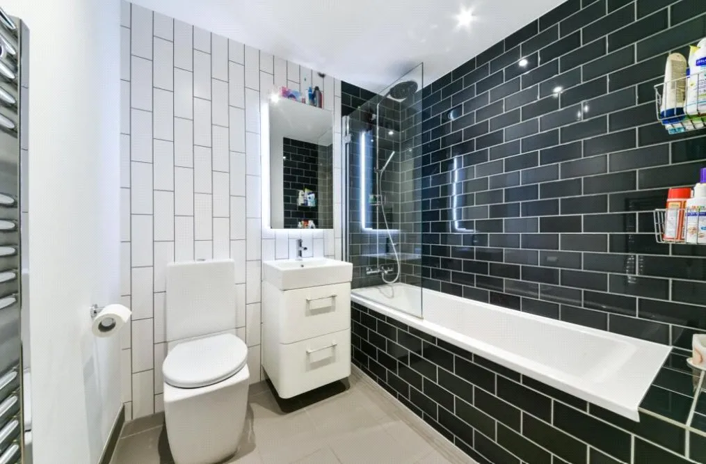 Bonnet Street, Leamouth, E16, photo 6