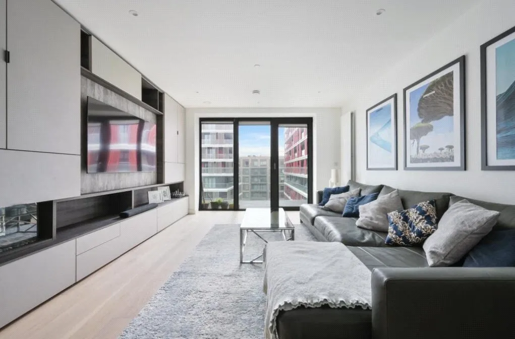 2 bed flat for sale, Bonnet Street, Leamouth, E16