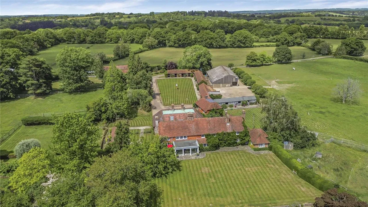 Beech Green Lane, Withyham, Hartfield, East Sussex, TN7 4DB, photo 5