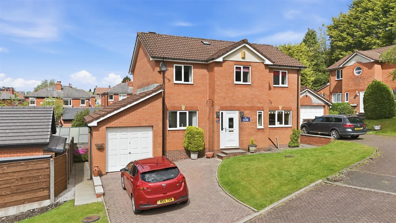 Maple Grove, Ramsbottom, Bury, BL0 0AN, photo 26