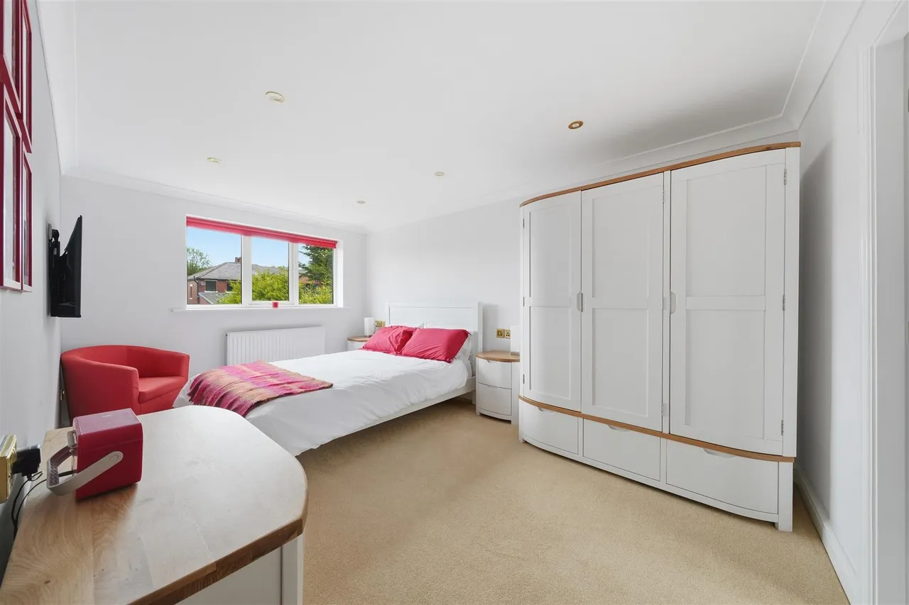 Maple Grove, Ramsbottom, Bury, BL0 0AN, photo 13