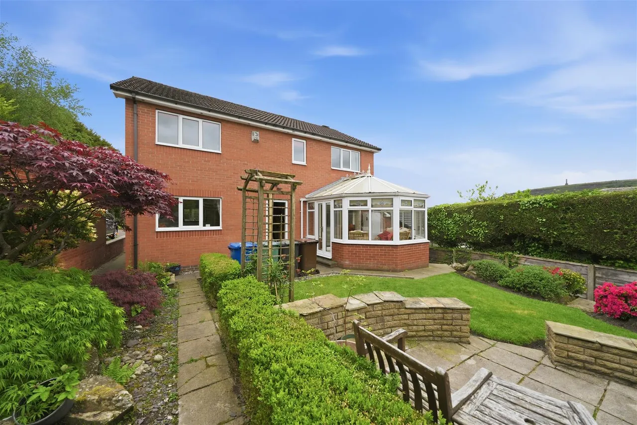 Maple Grove, Ramsbottom, Bury, BL0 0AN, photo 25