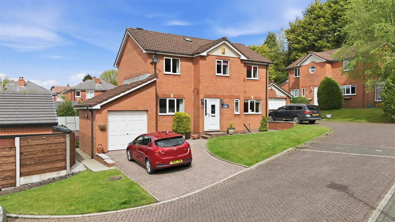 Maple Grove, Ramsbottom, Bury, BL0 0AN, photo 28