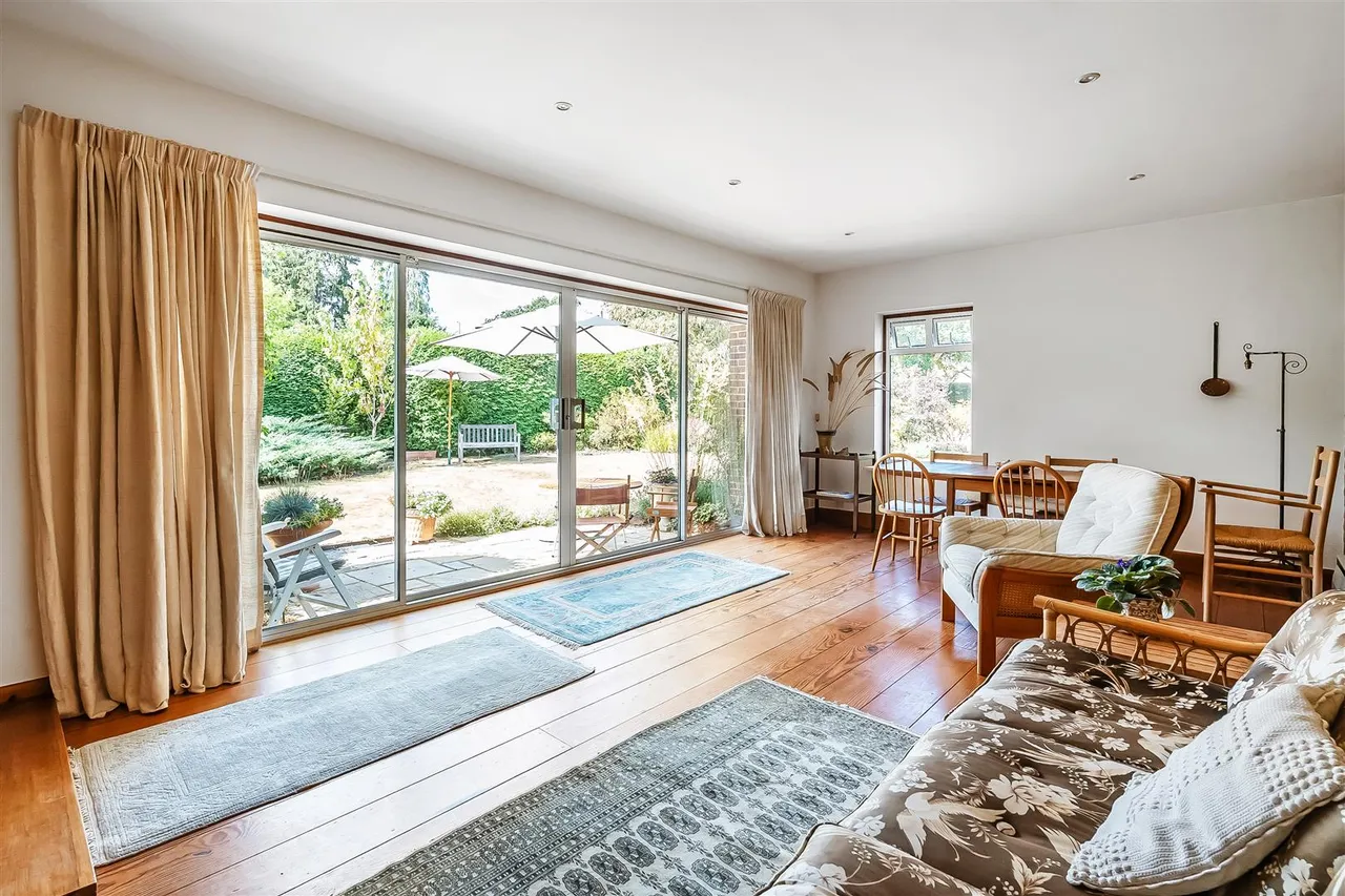 Oak Way, Ashtead, KT21, photo 6