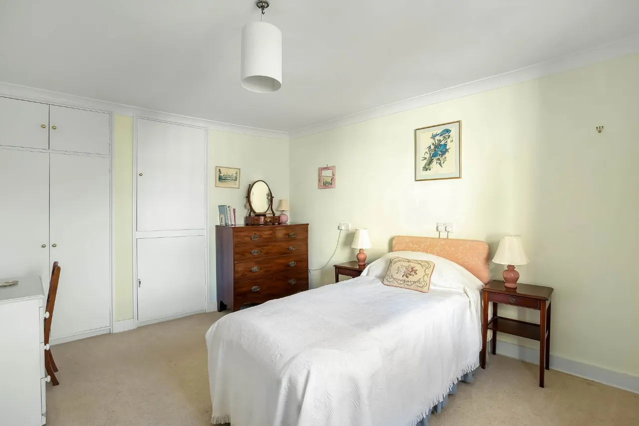 Kingsbury Square, Wilton, Salisbury, Wiltshire, SP2 0BA, photo 7