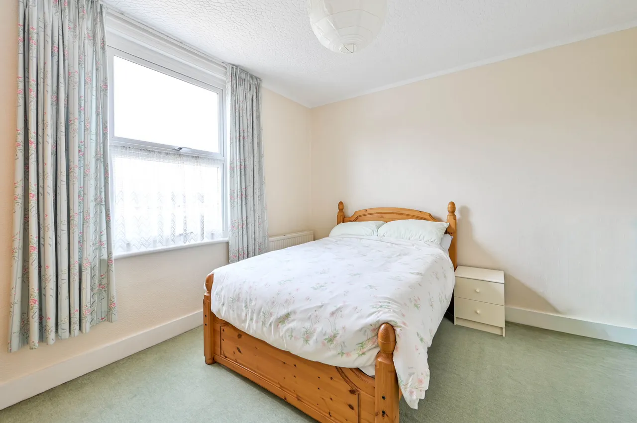 The Cot, Dickerage Lane, New Malden, photo 11