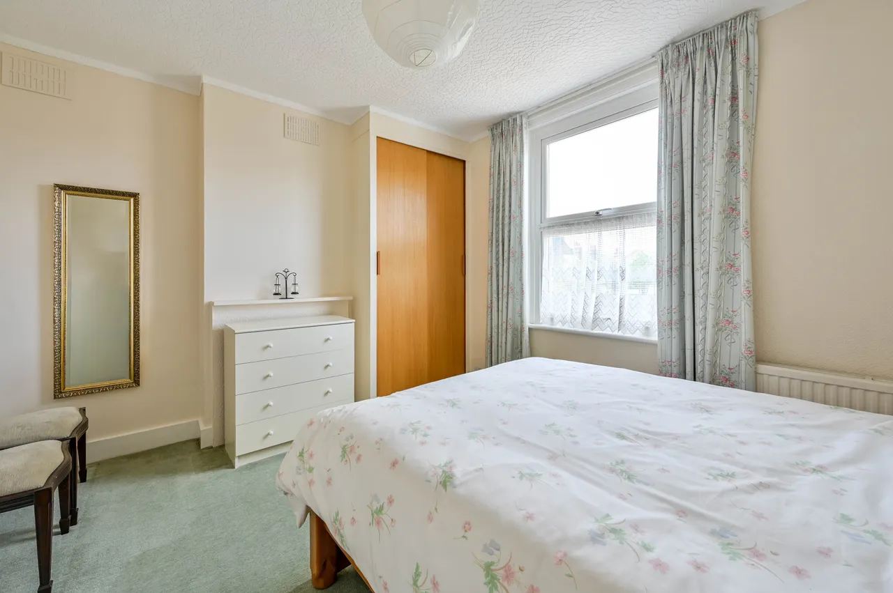 The Cot, Dickerage Lane, New Malden, photo 10