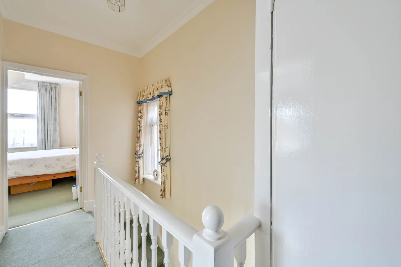 The Cot, Dickerage Lane, New Malden, photo 9