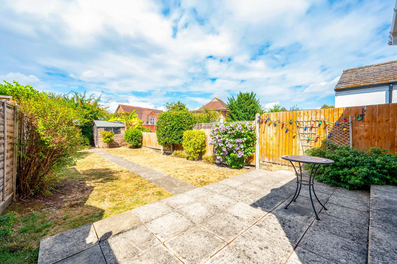 The Cot, Dickerage Lane, New Malden, photo 3