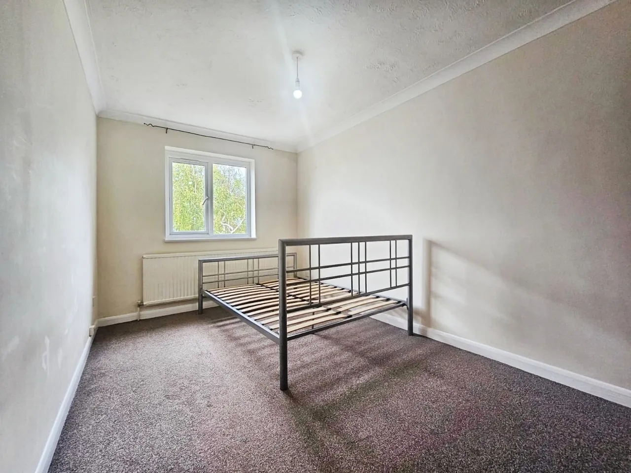 Laleham Road, Staines-upon-Thames, TW18, photo 6