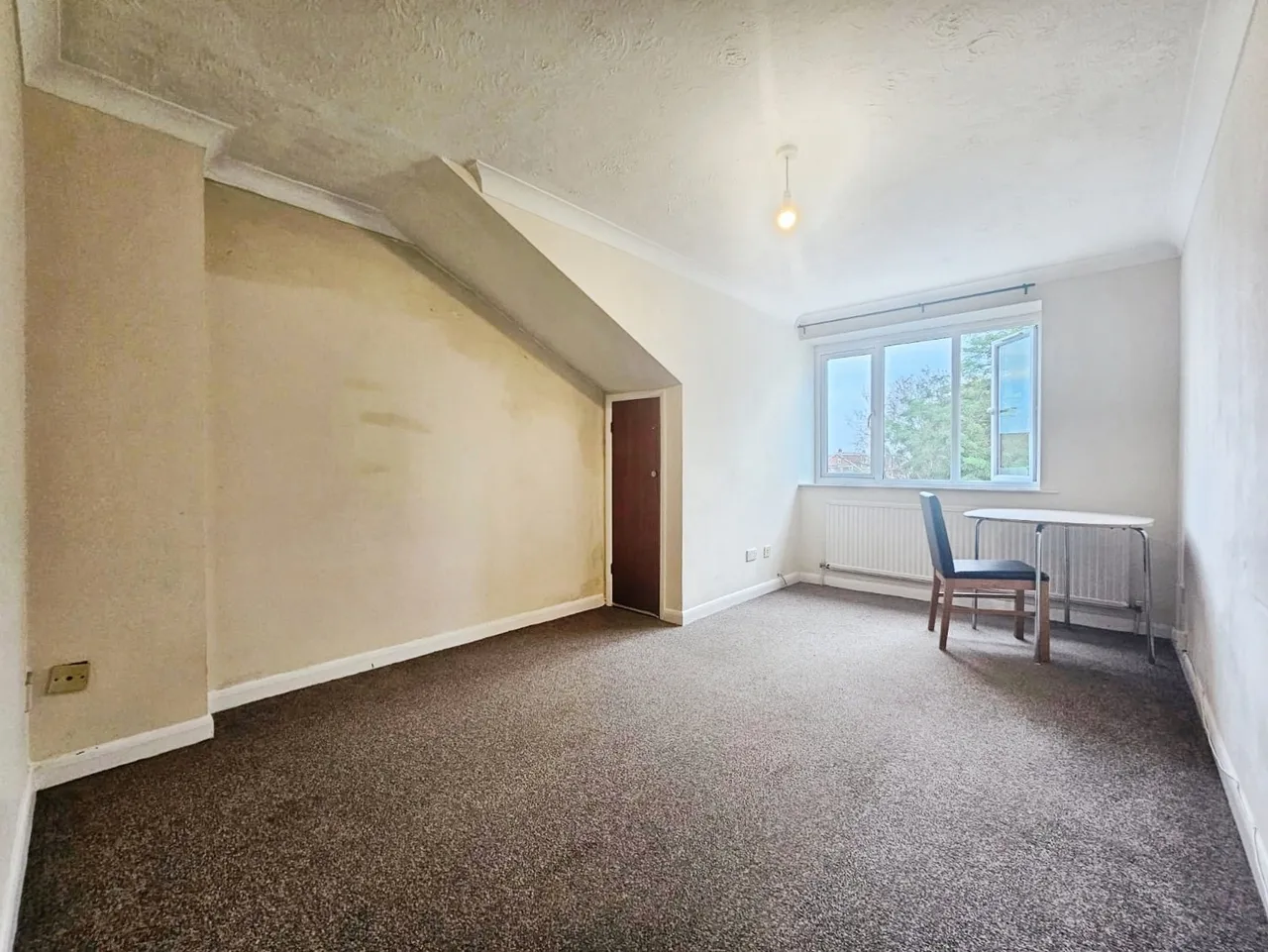 Laleham Road, Staines-upon-Thames, TW18, photo 4