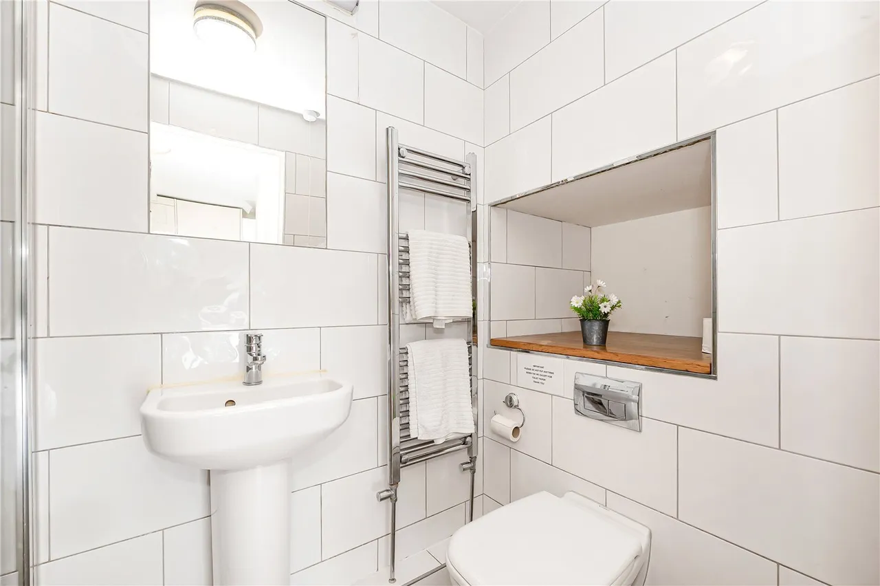 Queens Road, Twickenham, TW1, photo 12