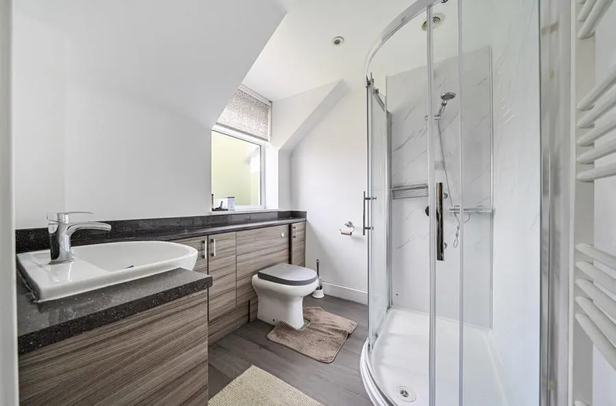 Oatlands Road, Shinfield, RG2, photo 11