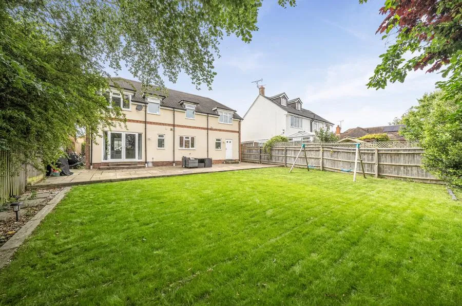 Oatlands Road, Shinfield, RG2, photo 13