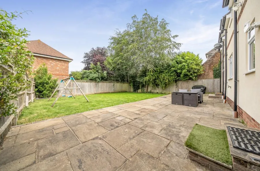 Oatlands Road, Shinfield, RG2, photo 10