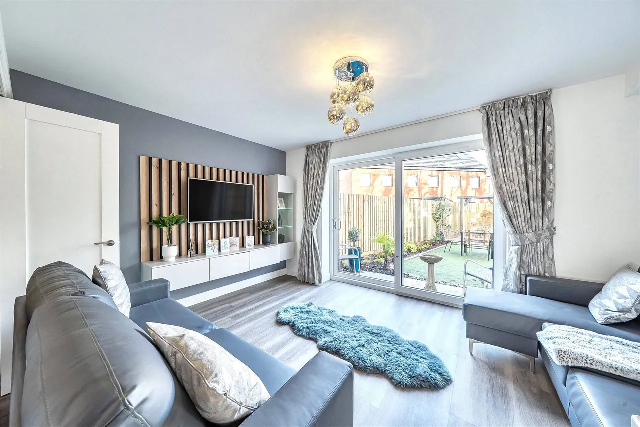 Plot 3, The Kingston, Gloucestershire, Stone Crescent, GL51 8DP, photo 5
