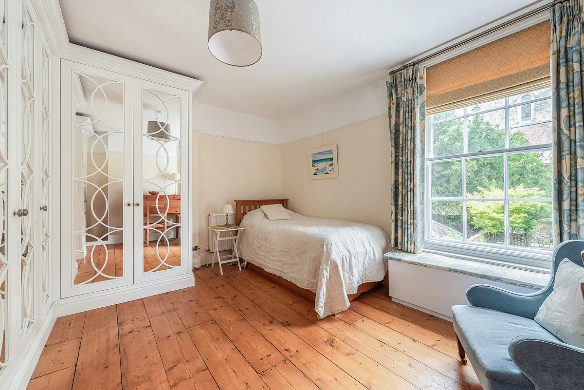 Romsey, SO51, photo 17