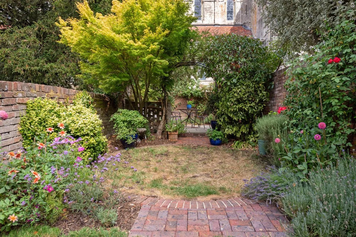 Romsey, SO51, photo 24