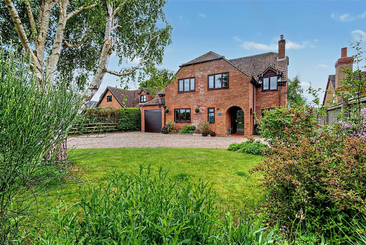 Swallow House, Main Road, Great Carlton, Louth, LN11 8JU, photo 3