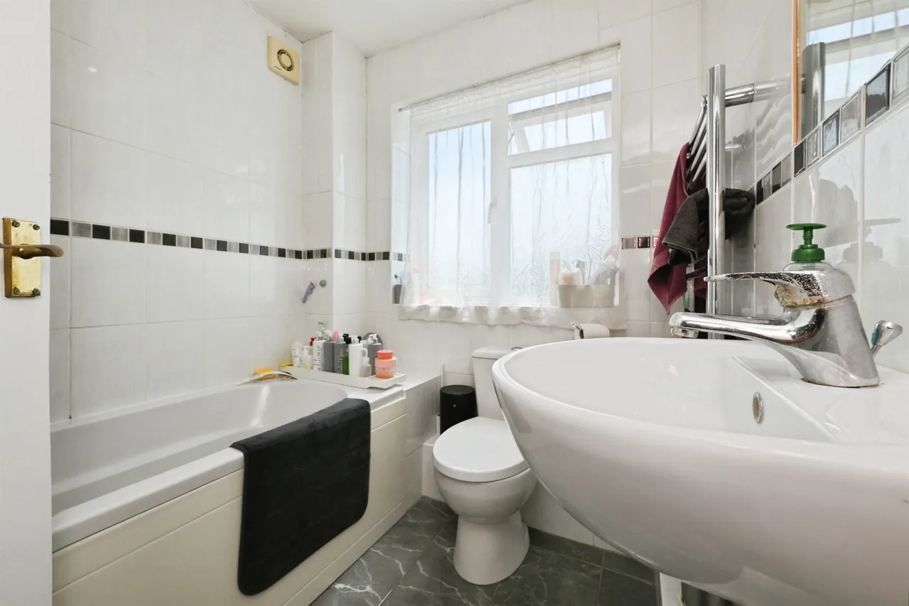 Champions Green, Hoddesdon, photo 9