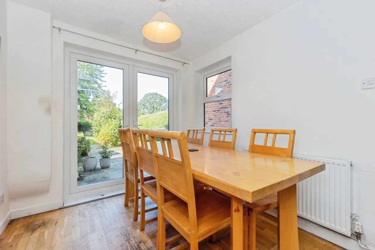 Gravel Lane, Wilmslow, SK9, photo 4