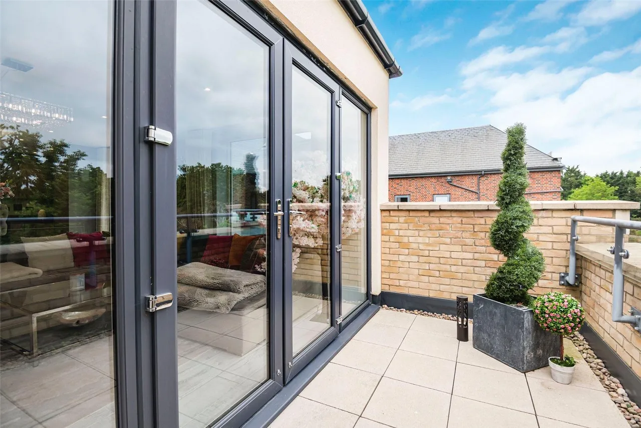 Cockfosters Road, Hadley Wood, EN4 0FN, photo 10