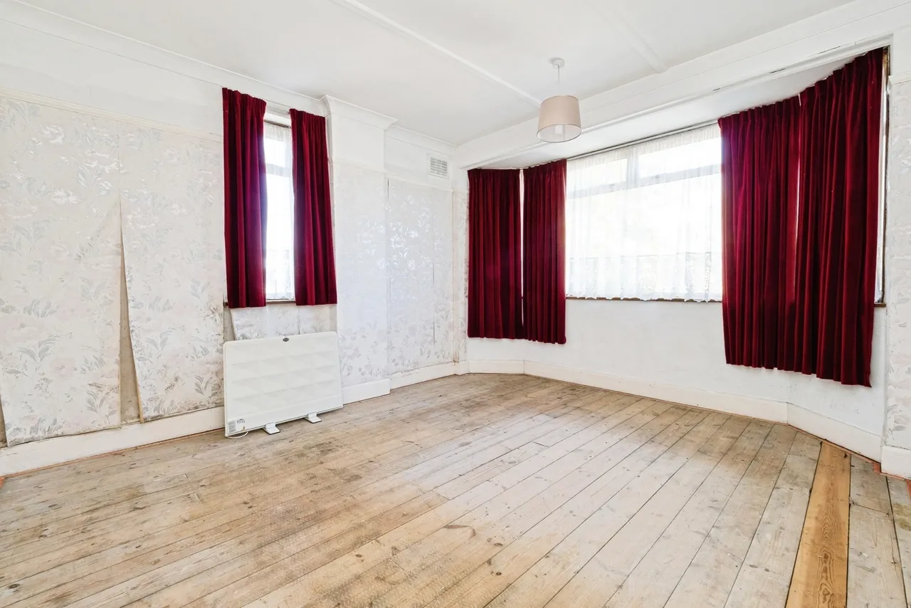 Fairview Avenue, Rainham, RM13, photo 19