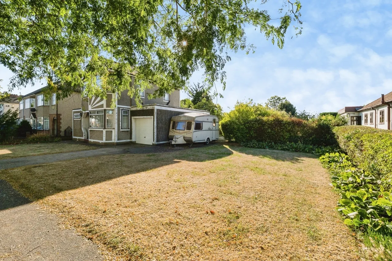 Fairview Avenue, Rainham, RM13, photo 26