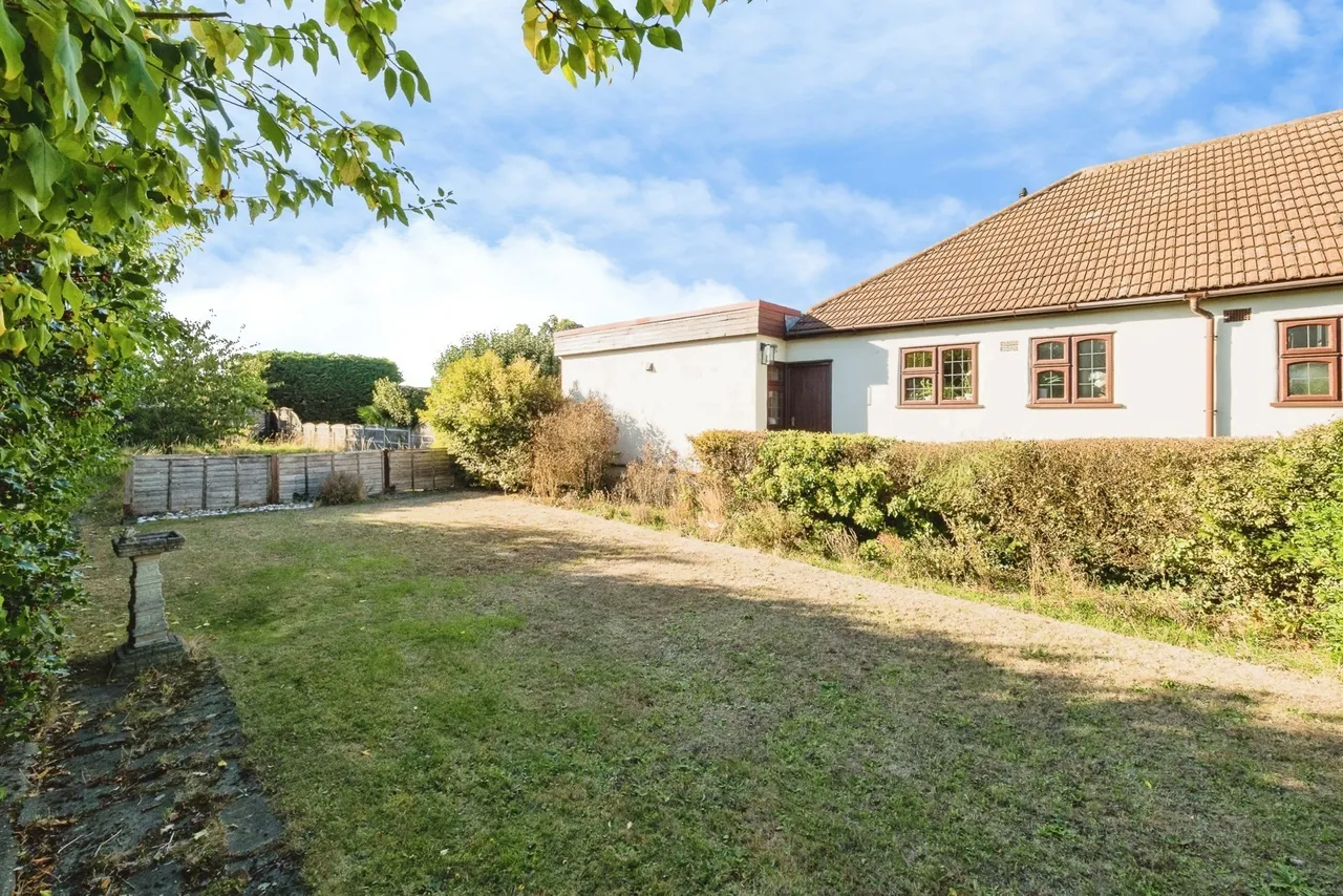 Fairview Avenue, Rainham, RM13, photo 44