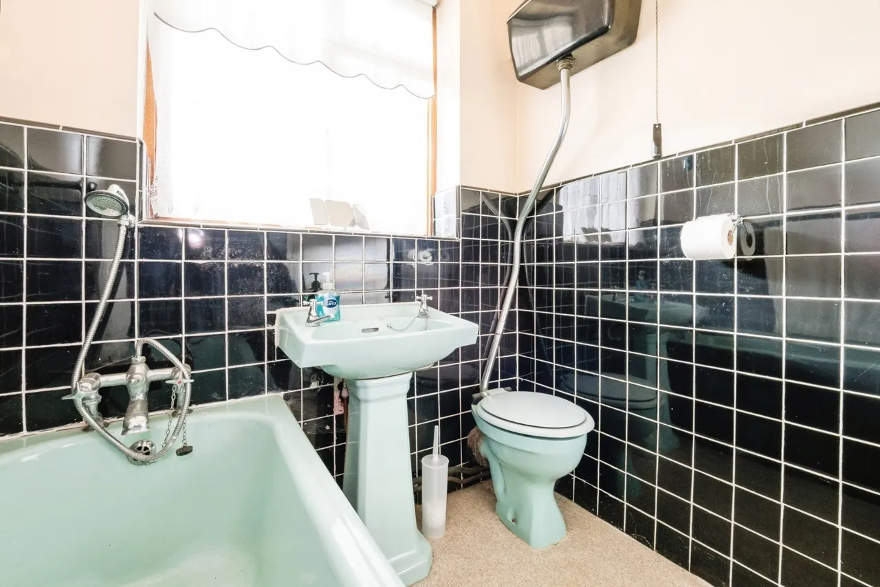 Fairview Avenue, Rainham, RM13, photo 7