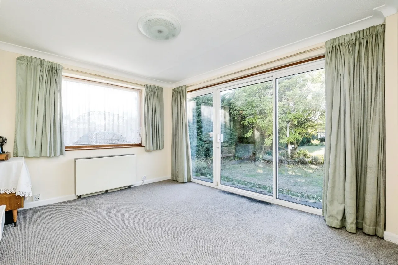 Fairview Avenue, Rainham, RM13, photo 47