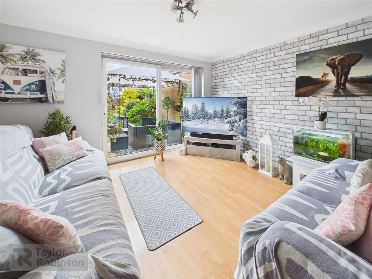 Cowfold Close, Bewbush, RH11, photo 13