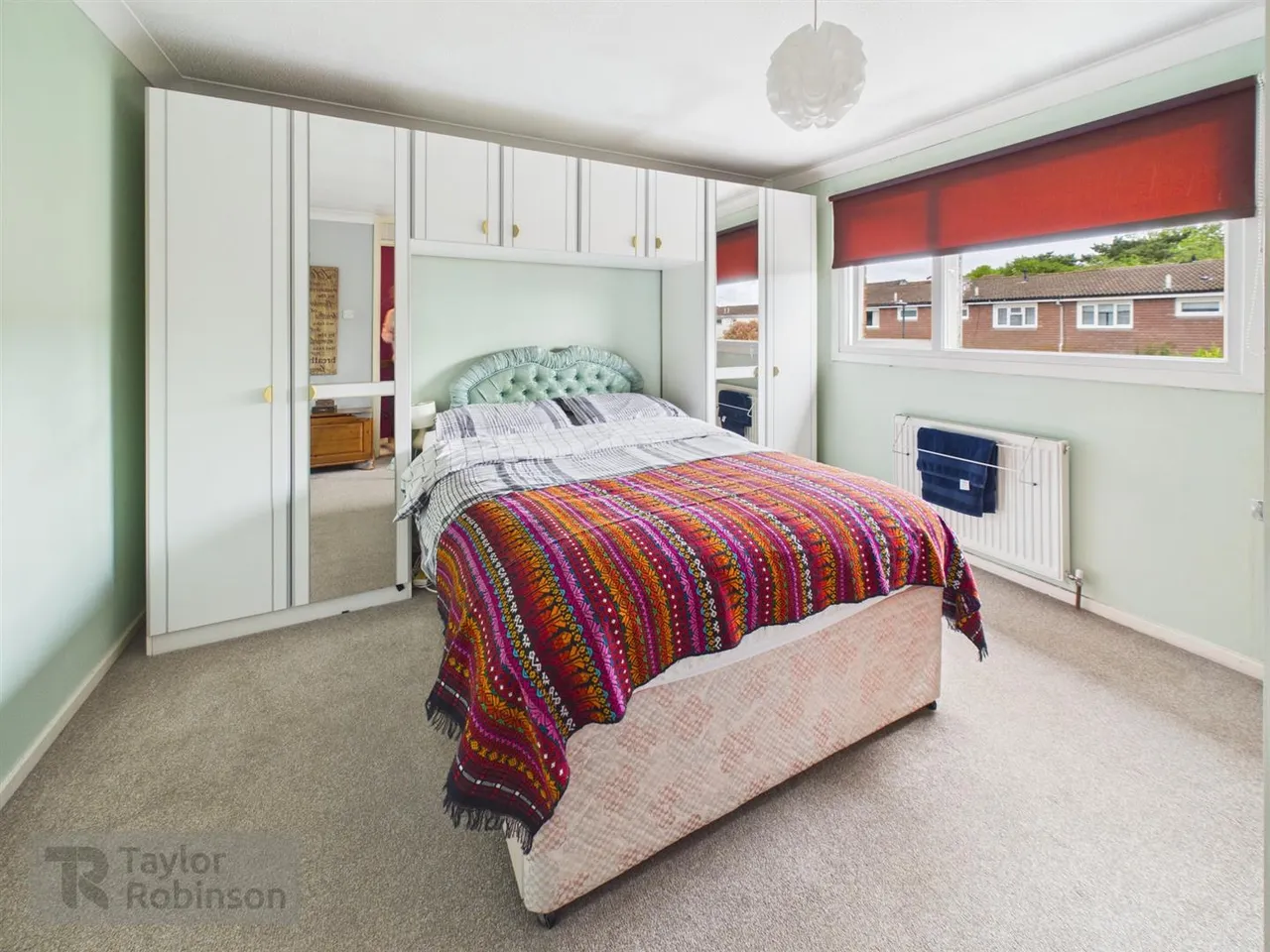 Cowfold Close, Bewbush, RH11, photo 9