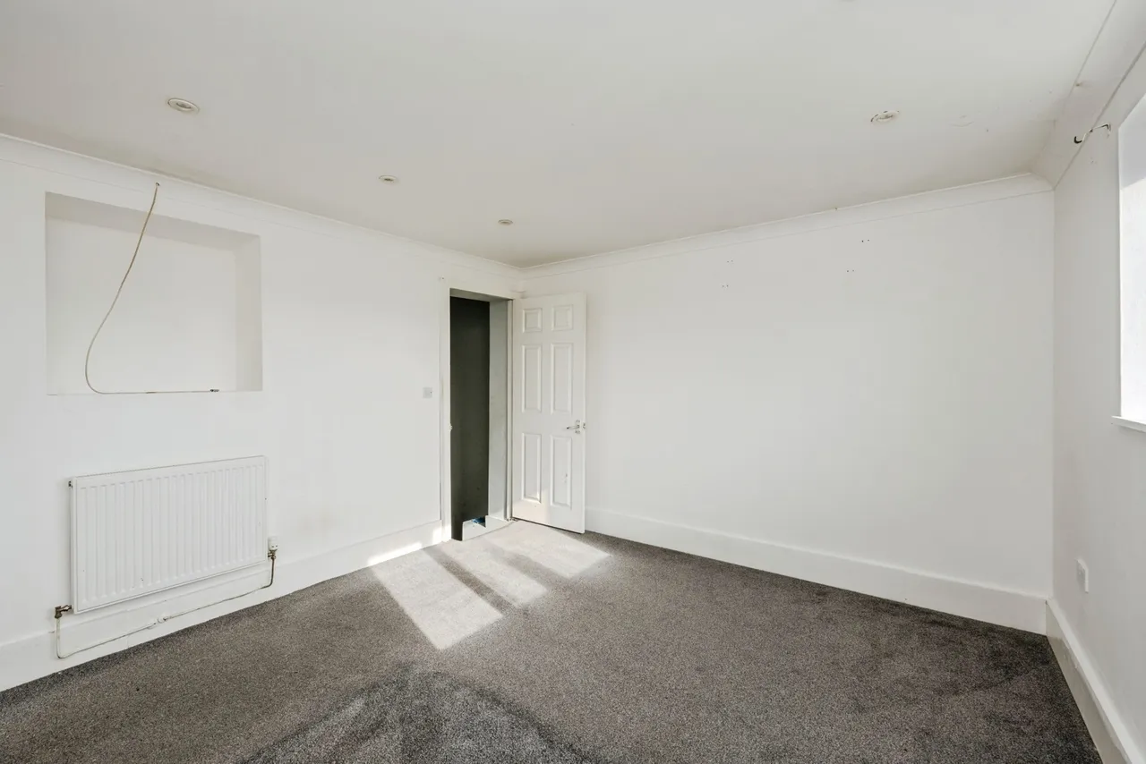 Inkerman Street, Llanelli, SA15, photo 12